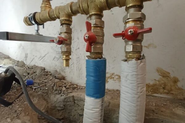 Færsla og endurnýjun á köldu neysluvatnsinntaki