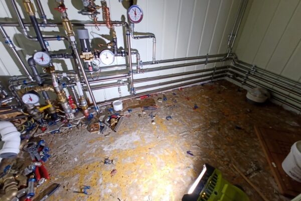 Endurlögn í sumarhúsi