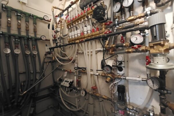 Inntaksgrind endurnýjuð